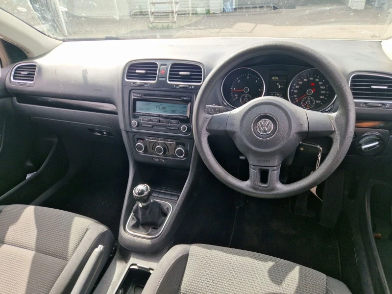 VW Golf Vw Golf 6 1.6tdi 105кс CAYC на части, снимка 9 - Автомобили и джипове - 46441095