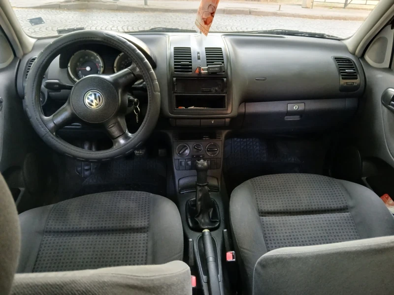 VW Polo 1.4 Бензин, снимка 11 - Автомобили и джипове - 47325259