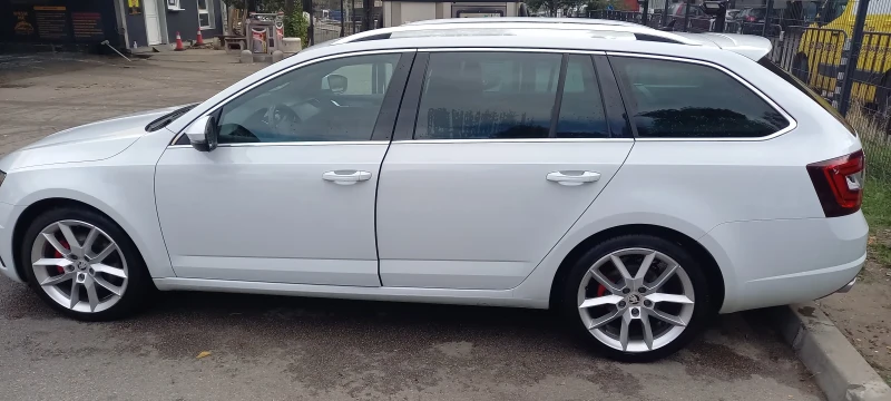 Skoda Octavia VRS, снимка 5 - Автомобили и джипове - 47672487