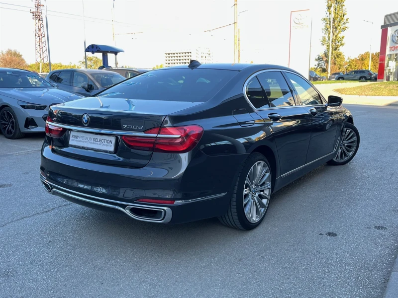 BMW 730 xDrive Sedan, снимка 2 - Автомобили и джипове - 47719264