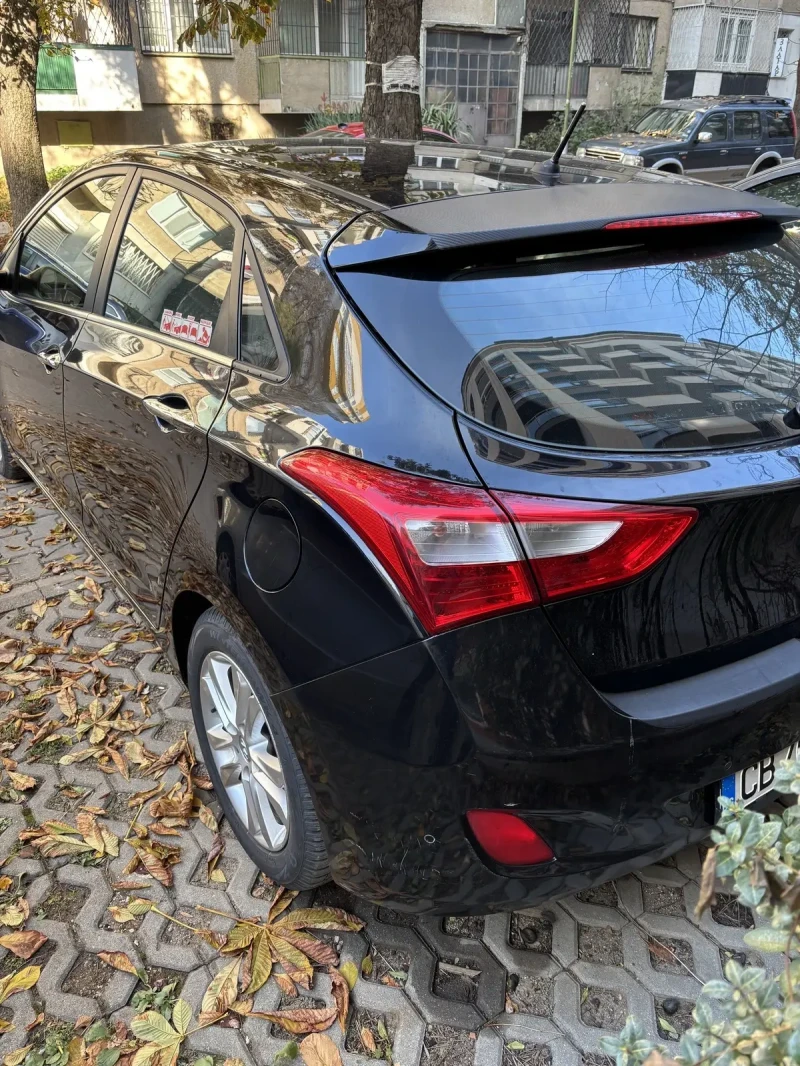 Hyundai I30 1.6 CRDi, снимка 8 - Автомобили и джипове - 48012504