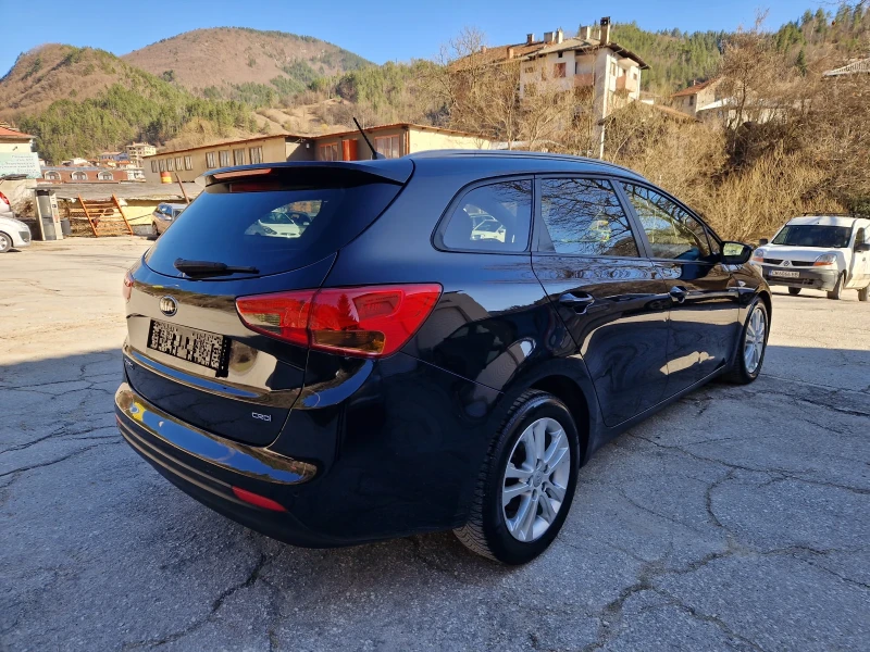 Kia Ceed 1.6CRDi, снимка 4 - Автомобили и джипове - 49577053