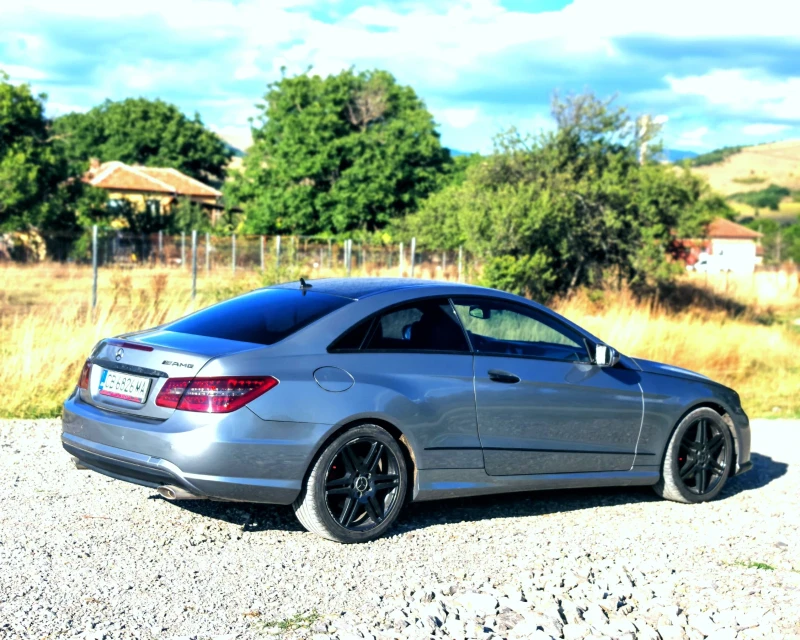 Mercedes-Benz E 350 AMG Pack, снимка 4 - Автомобили и джипове - 51569541