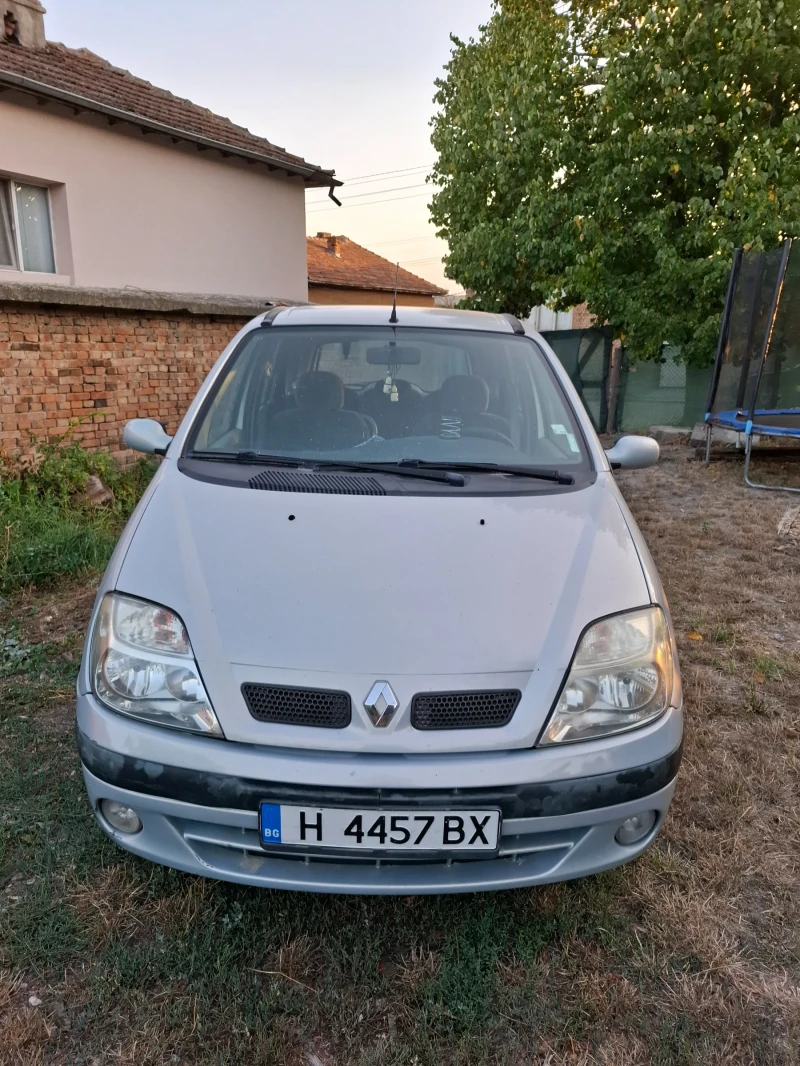 Renault Scenic, снимка 4 - Автомобили и джипове - 51380237