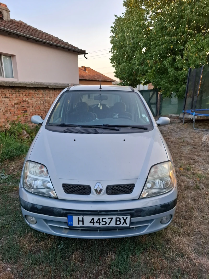 Renault Scenic, снимка 3 - Автомобили и джипове - 51380237