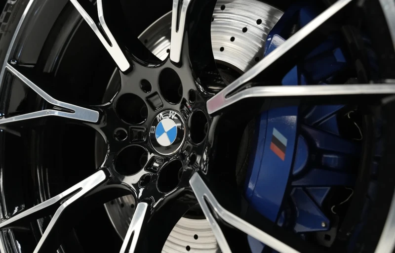 BMW M5 4.4 xDrive, снимка 5 - Автомобили и джипове - 52525523