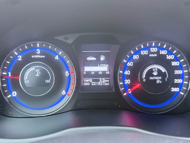 Hyundai I40 1.7 Дизел уникално запазен автомобил, снимка 16 - Автомобили и джипове - 53126350