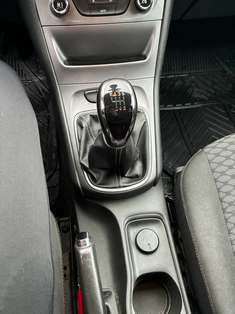 Opel Astra, снимка 8 - Автомобили и джипове - 53298999