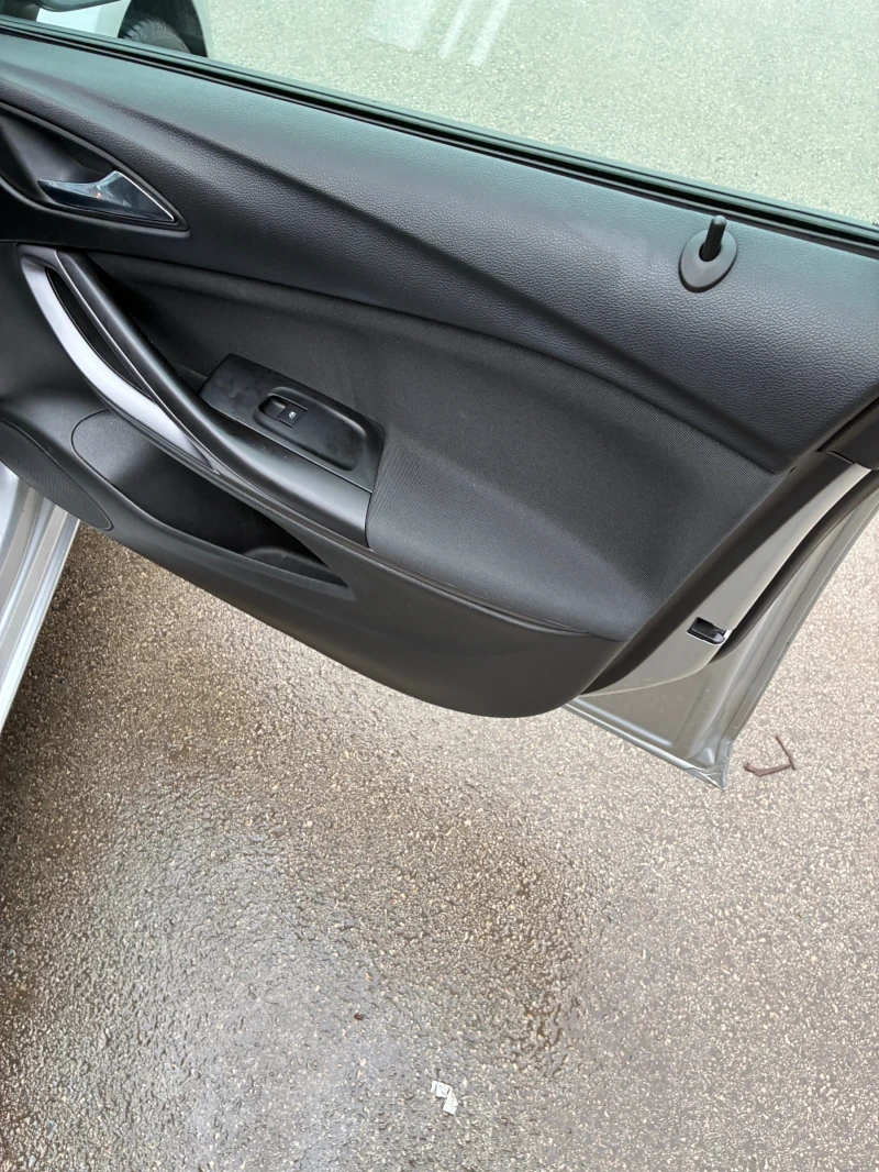 Opel Astra, снимка 15 - Автомобили и джипове - 53298999