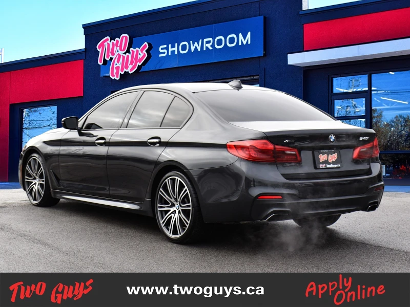 BMW 540 xDrive AWD Premium С РЕГИСТРАЦИЯ&АВТО КРЕДИТ, снимка 3 - Автомобили и джипове - 53271071