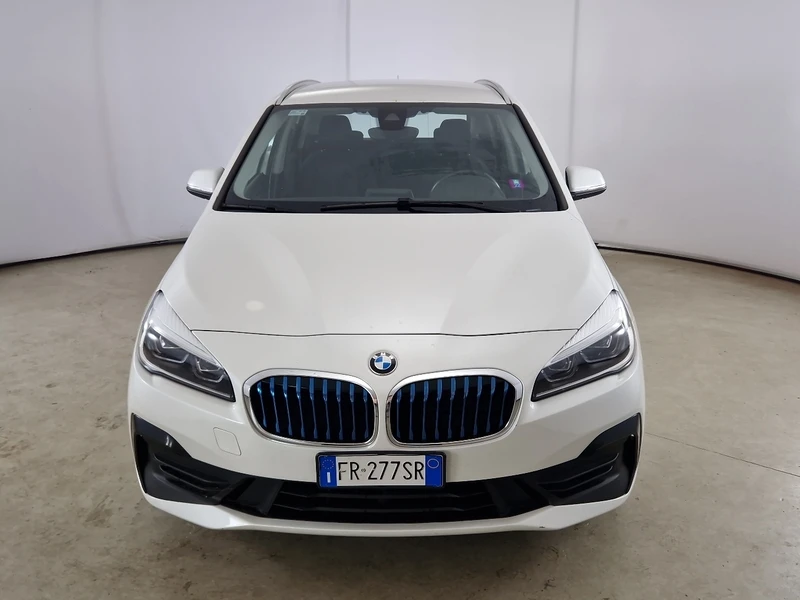 BMW 2 Active Tourer 4x4 Автоматик 225к.с Фейслифт, снимка 6 - Автомобили и джипове - 48625152