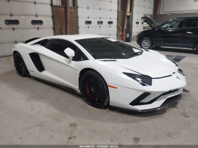 Lamborghini Aventador LP750-4 SUPERVELOCE, снимка 3 - Автомобили и джипове - 53634261