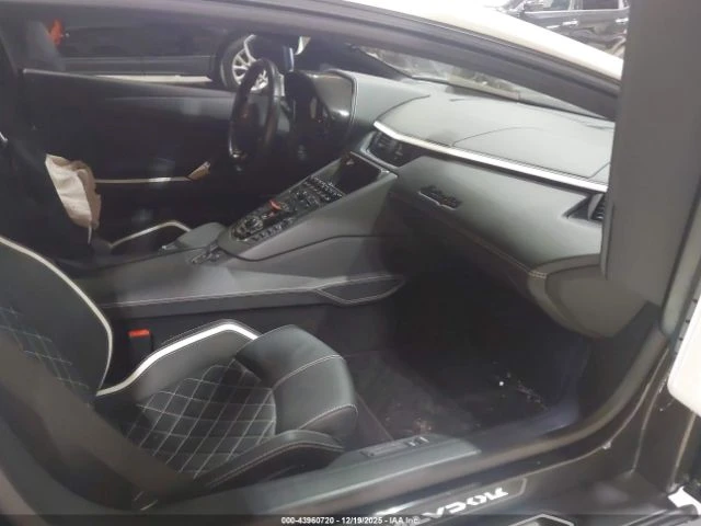 Lamborghini Aventador LP750-4 SUPERVELOCE, снимка 7 - Автомобили и джипове - 53634261