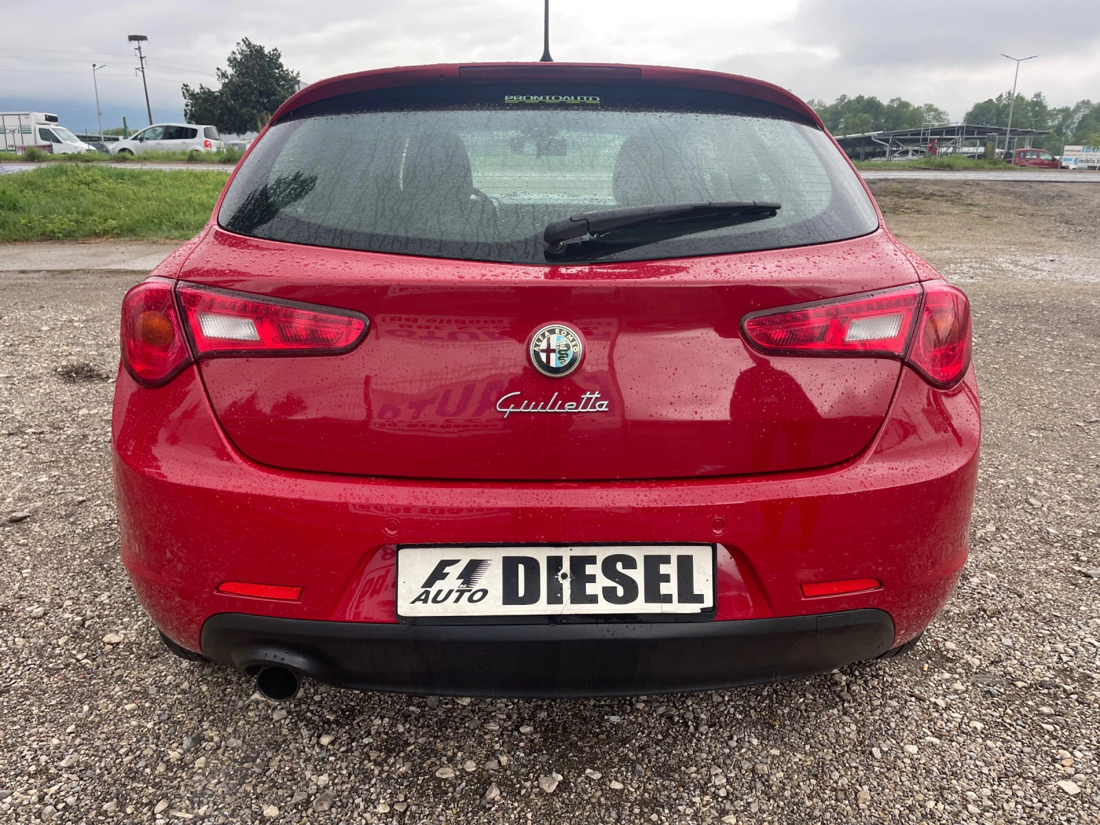 Alfa Romeo Giulietta 1.6m-jet-ITALIA - изображение 9