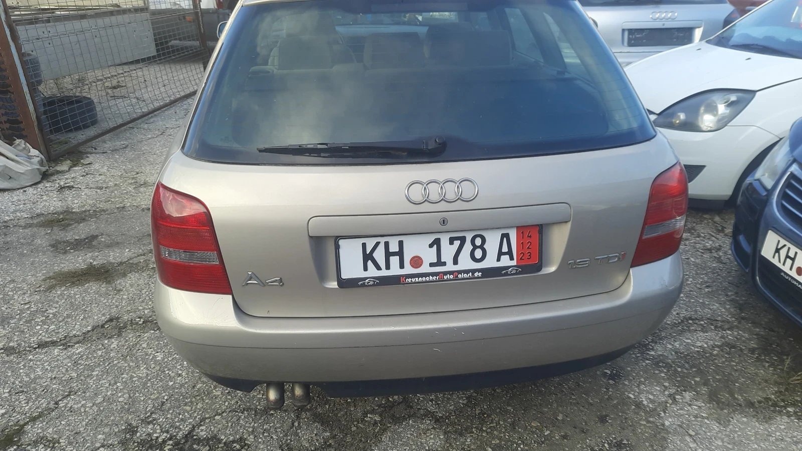 Audi A4 Faselift 1.9 TDI автоматик - изображение 4