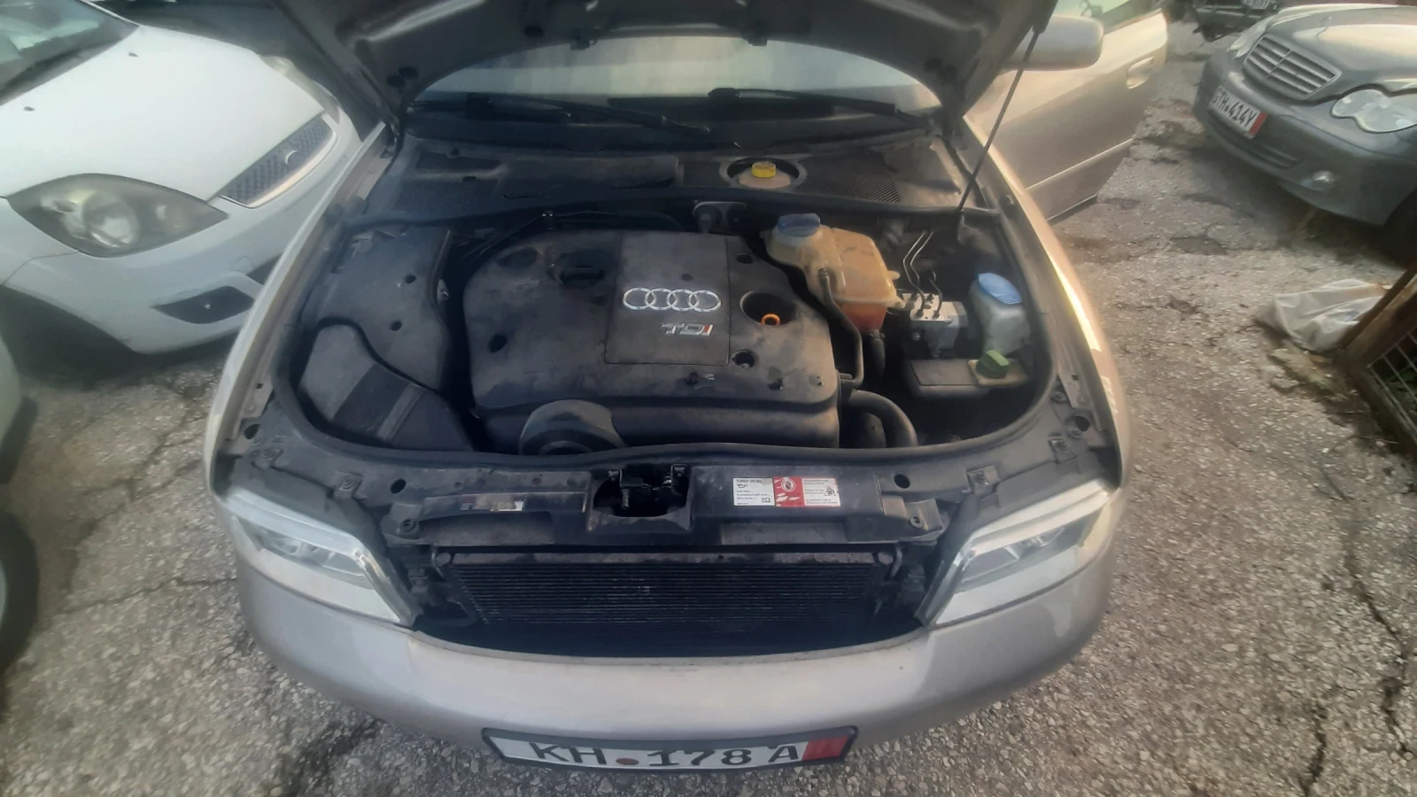 Audi A4 Faselift 1.9 TDI автоматик - изображение 9