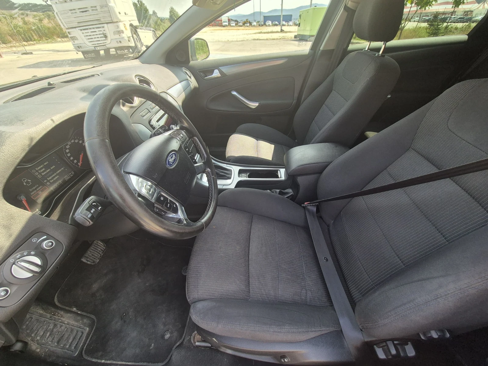 Ford Mondeo 2.0 i - изображение 10