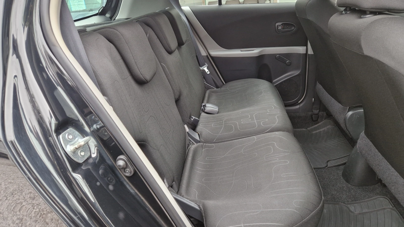 Toyota Yaris | Mobile.bg — изображение 13