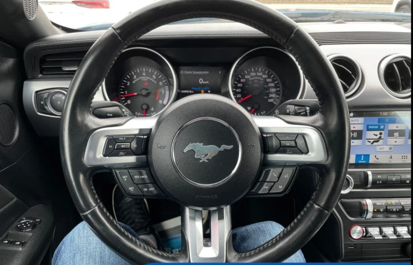 Ford Mustang CARFAX * * АВТО КРЕДИТ * *  - изображение 6