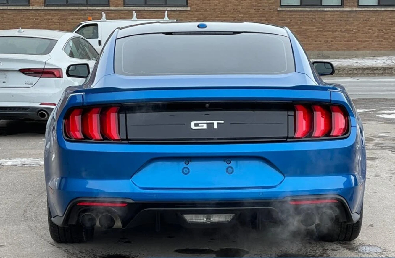 Ford Mustang CARFAX * * АВТО КРЕДИТ * *  - изображение 4