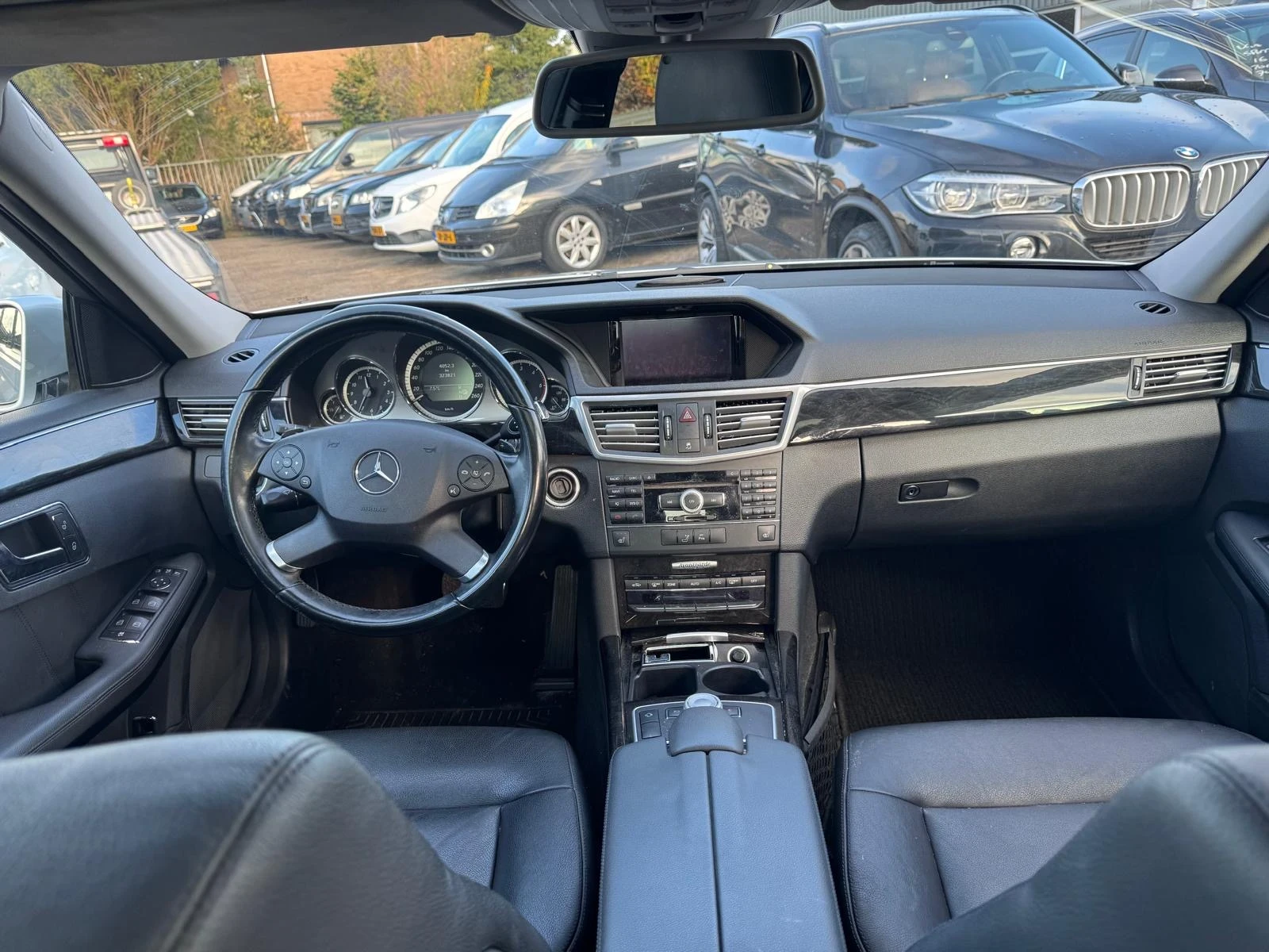 Mercedes-Benz E 350  - изображение 2