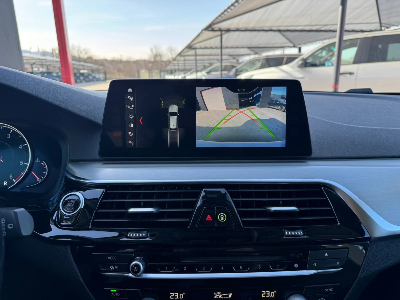 BMW 520 D-KEYLESS-DIGITAL-CAMERA-КОЖА-ТОП, снимка 11 - Автомобили и джипове - 53784005