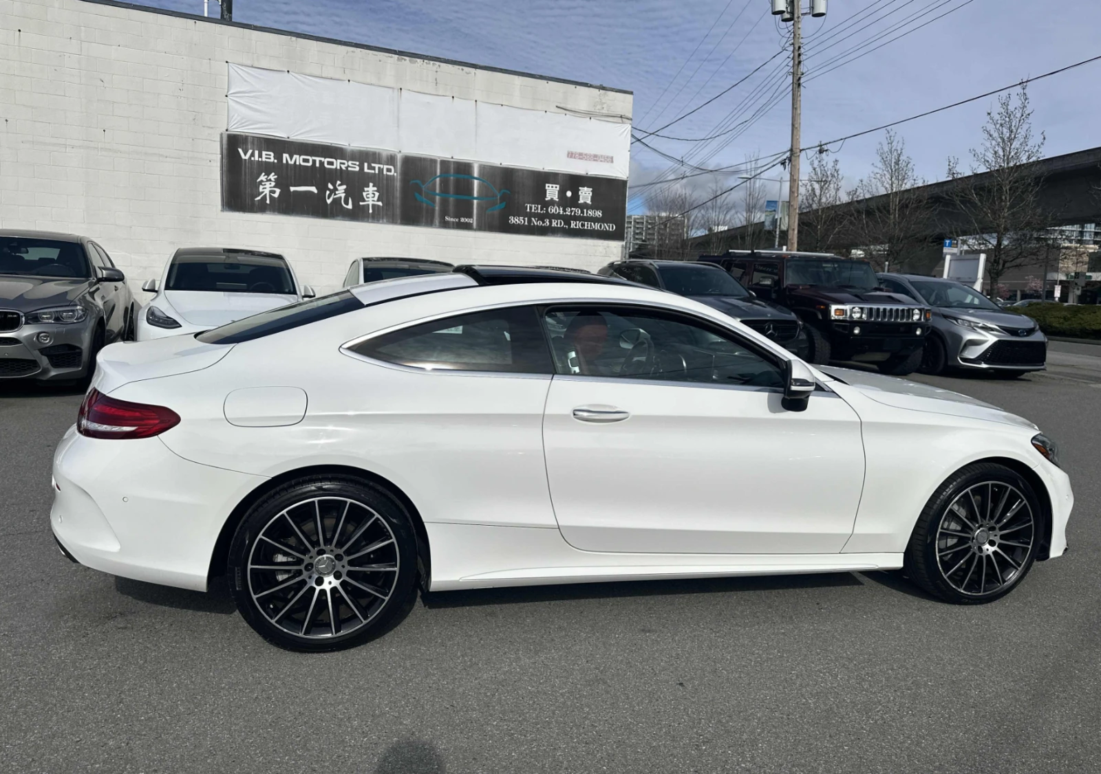 Mercedes-Benz C 300 4MATIC* КОжа* Подгрев* Кейлес* Blind Spot* , снимка 3 - Автомобили и джипове - 53949753