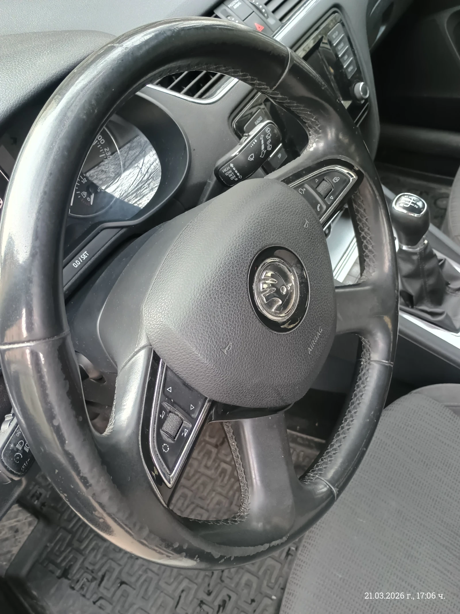 Skoda Octavia, снимка 7 - Автомобили и джипове - 54039605