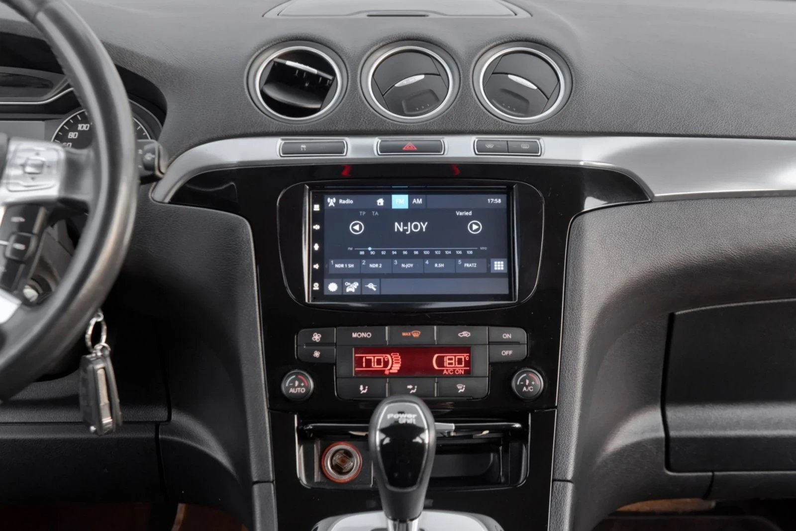 Ford S-Max TiTANiUM, снимка 13 - Автомобили и джипове - 54316625