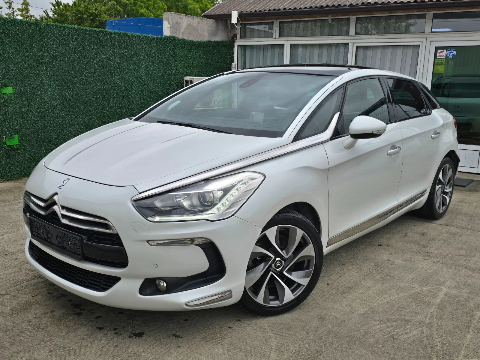 DS DS 5 2.0HDI* 180�.�.* �����  | Mobile.bg � ����������� 1