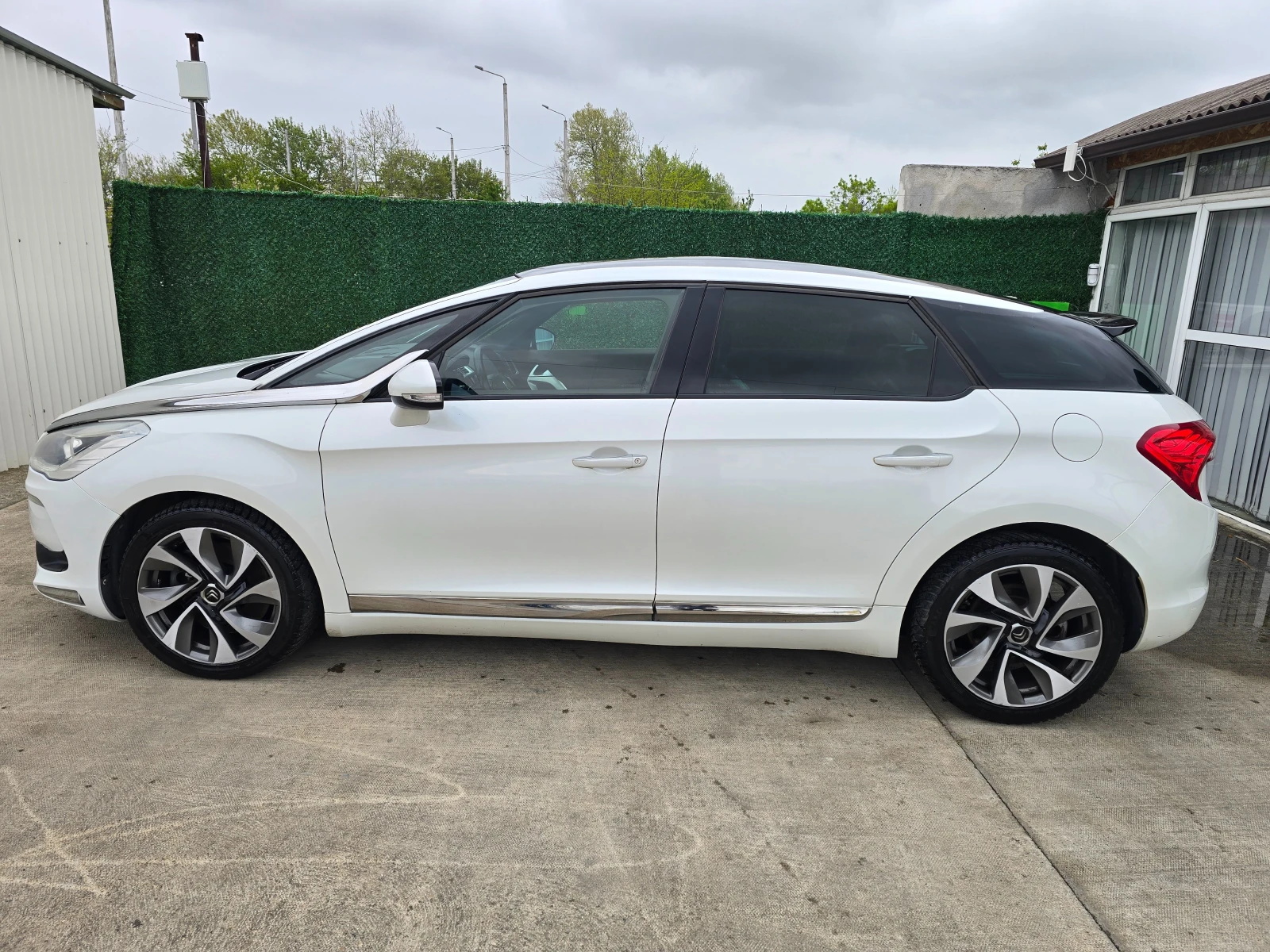DS DS 5 2.0HDI* 180�.�.* �����  | Mobile.bg � ����������� 2