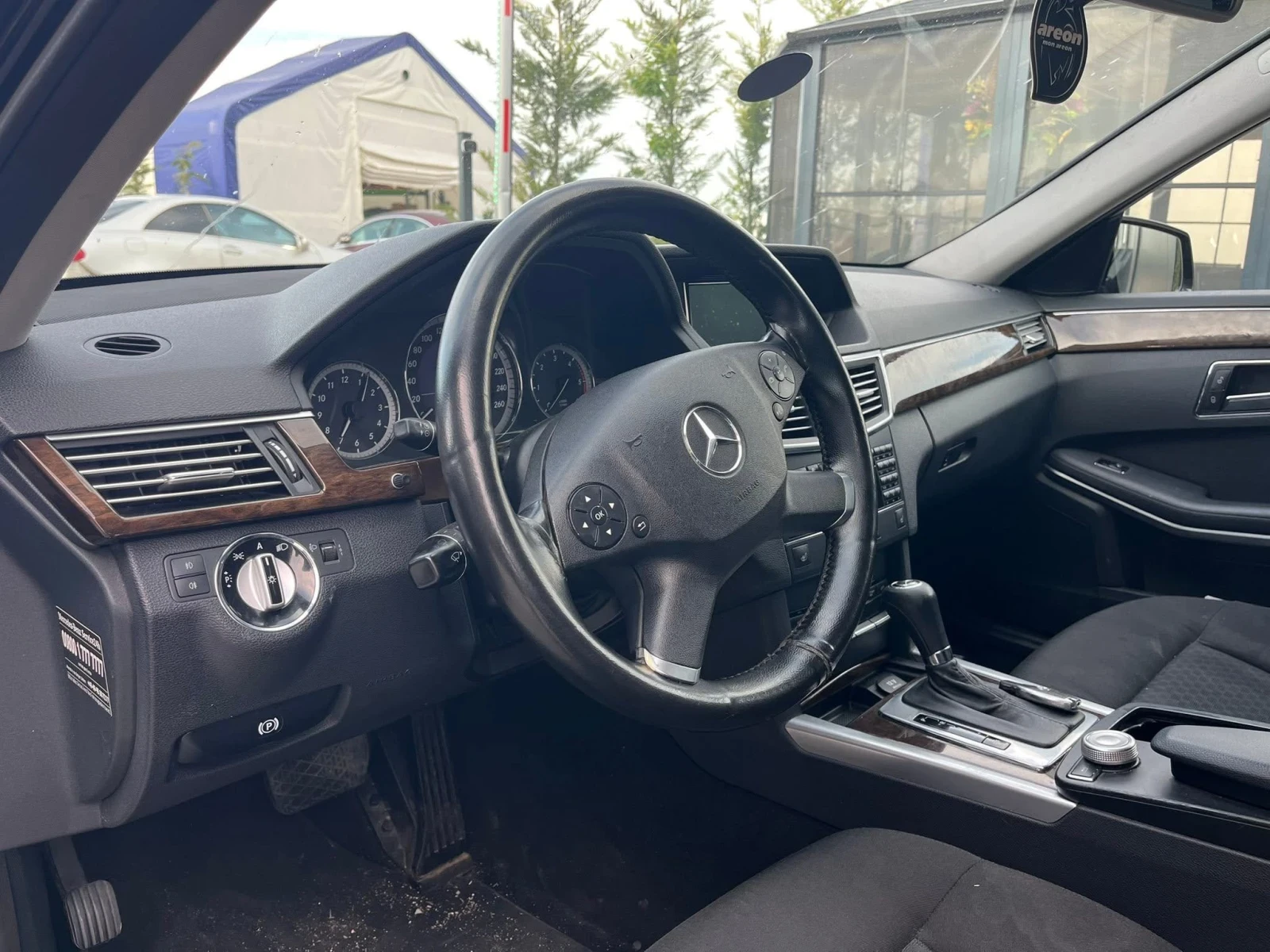 Mercedes-Benz E 220 651, снимка 8 - Автомобили и джипове - 54374740