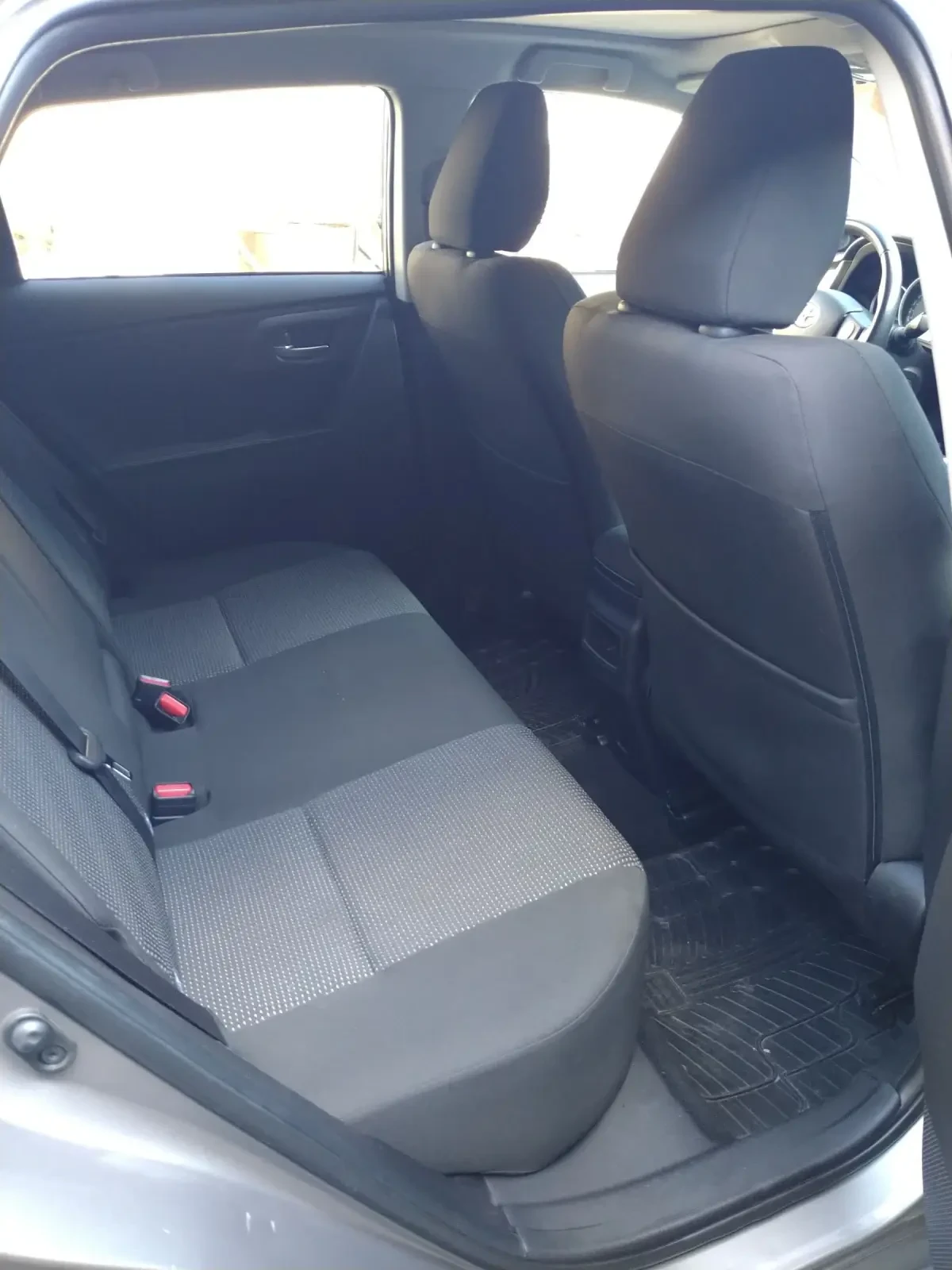 Toyota Auris 1329, снимка 8 - Автомобили и джипове - 54581824