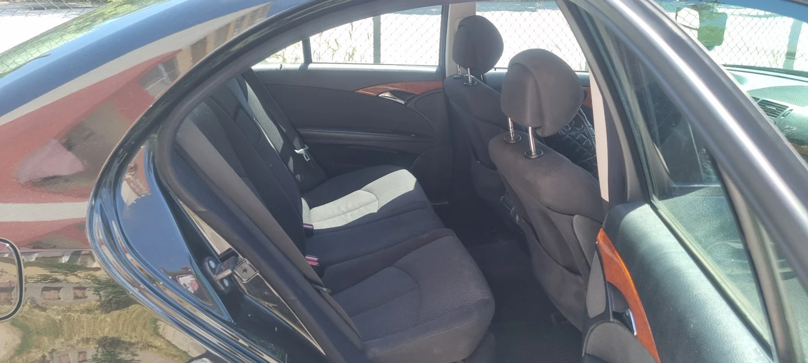 Mercedes-Benz E 220 CDI EVO, снимка 10 - Автомобили и джипове - 54667049