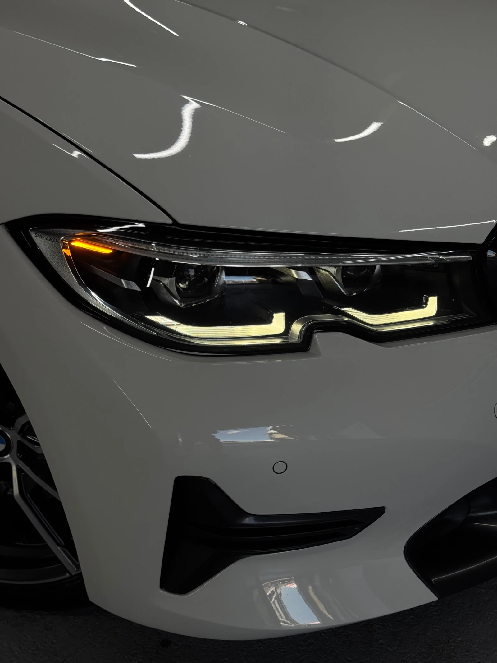 BMW 330 xDrive, снимка 6 - Автомобили и джипове - 55239694