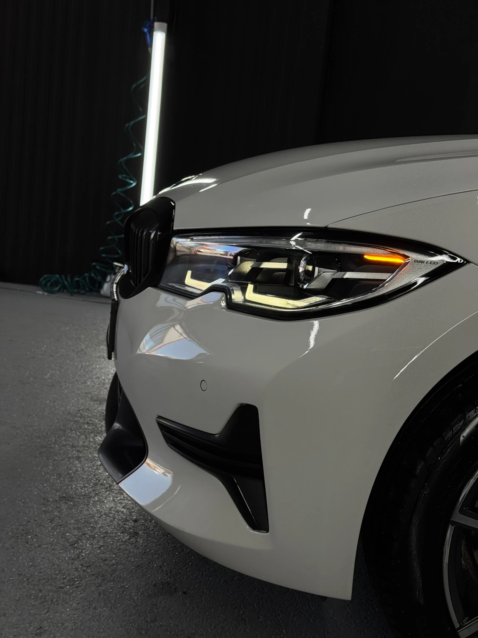 BMW 330 xDrive, снимка 7 - Автомобили и джипове - 55239694