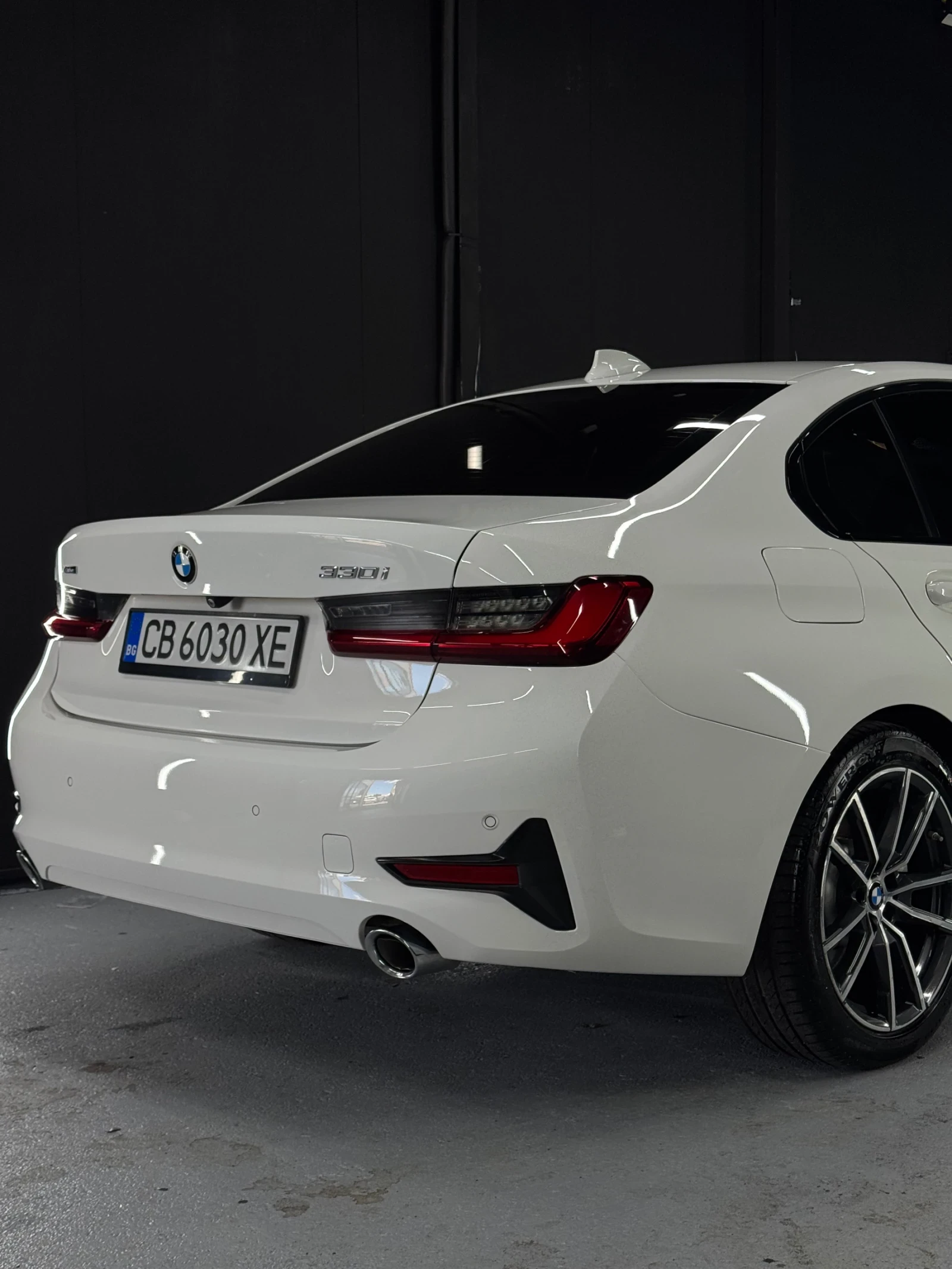 BMW 330 xDrive, снимка 3 - Автомобили и джипове - 55239694