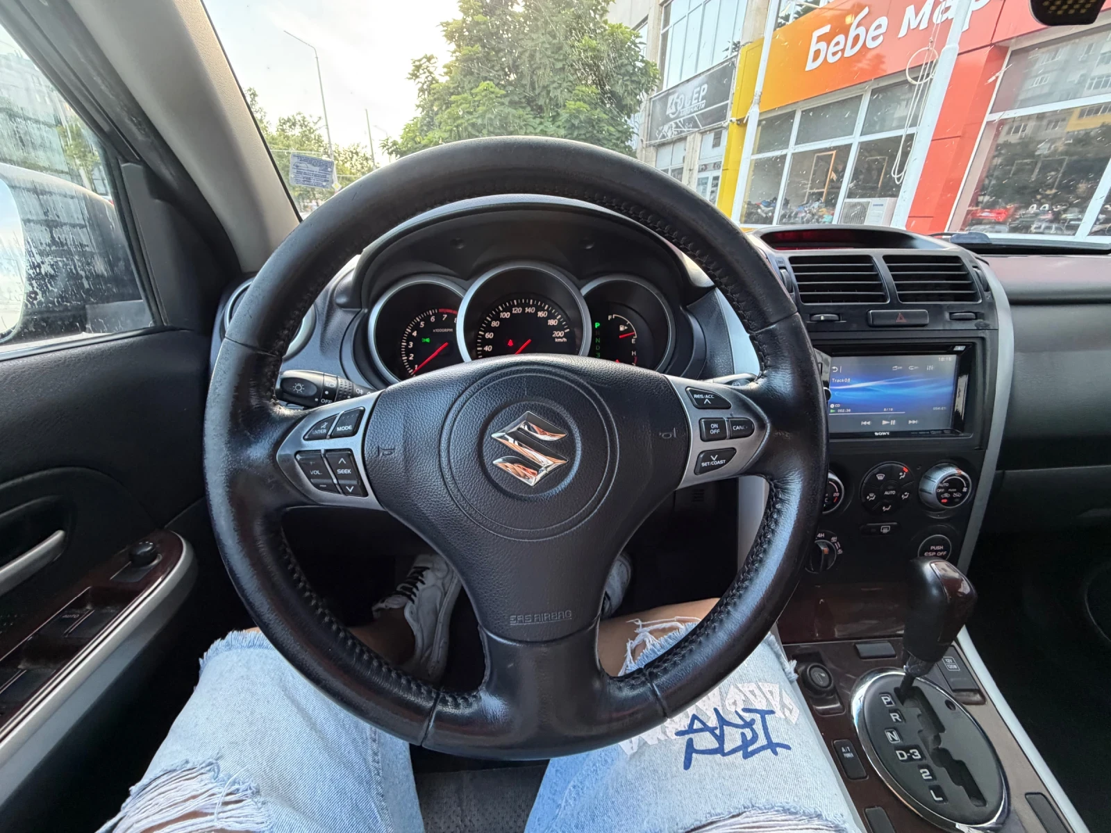 Suzuki Grand vitara ГАЗ* АВТОМАТИК* РЕГИСТРИРАН, снимка 9 - Автомобили и джипове - 55365344