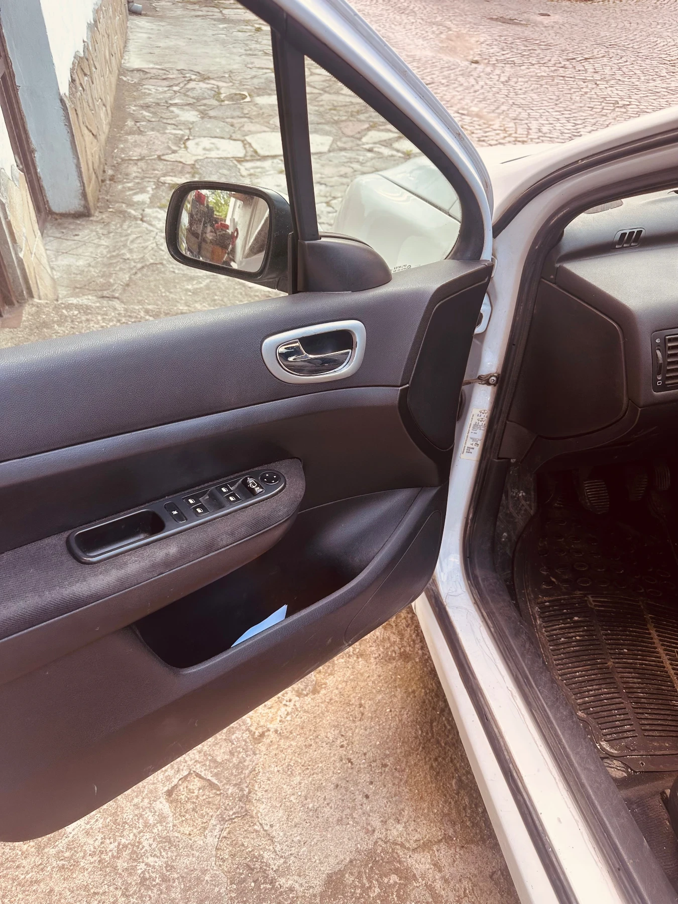 Peugeot 307, снимка 11 - Автомобили и джипове - 55657058