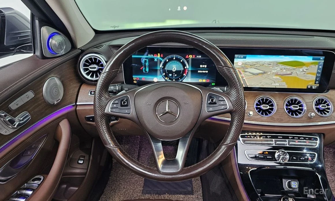 Mercedes-Benz E 220, снимка 13 - Автомобили и джипове - 55668097