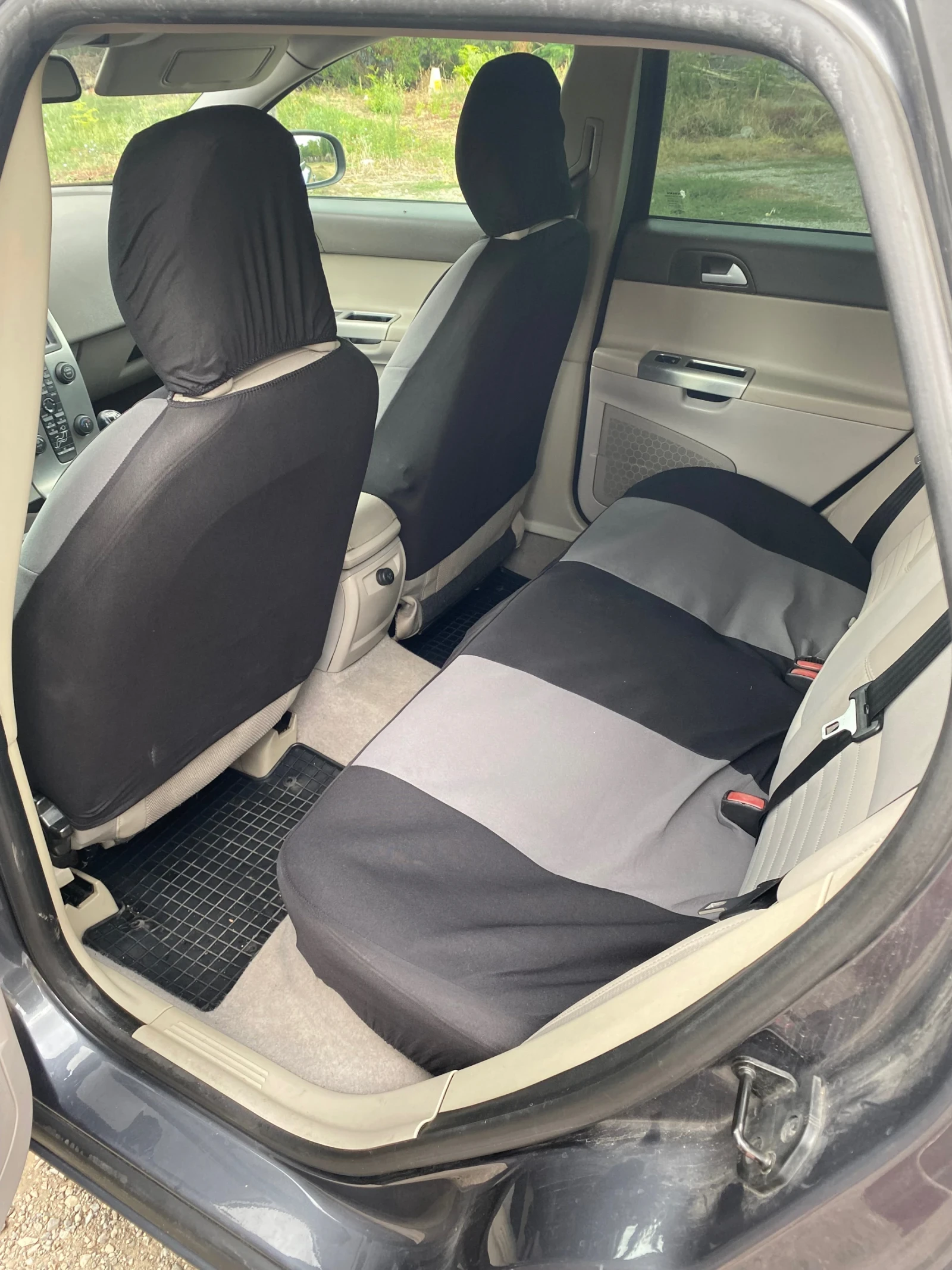 Volvo V50 2.0 136 кс, снимка 13 - Автомобили и джипове - 55843884