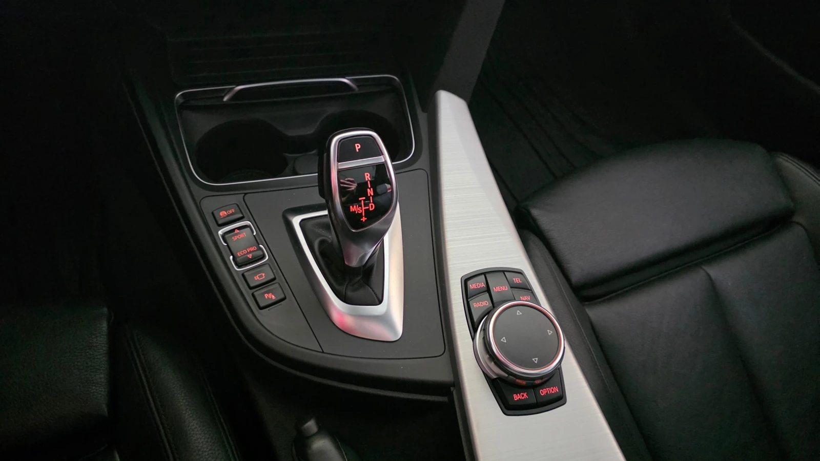 BMW 435 * M PERFORMANCE POWER KIT* HEAD UP* LANE ASSIST* , снимка 15 - Автомобили и джипове - 56106864