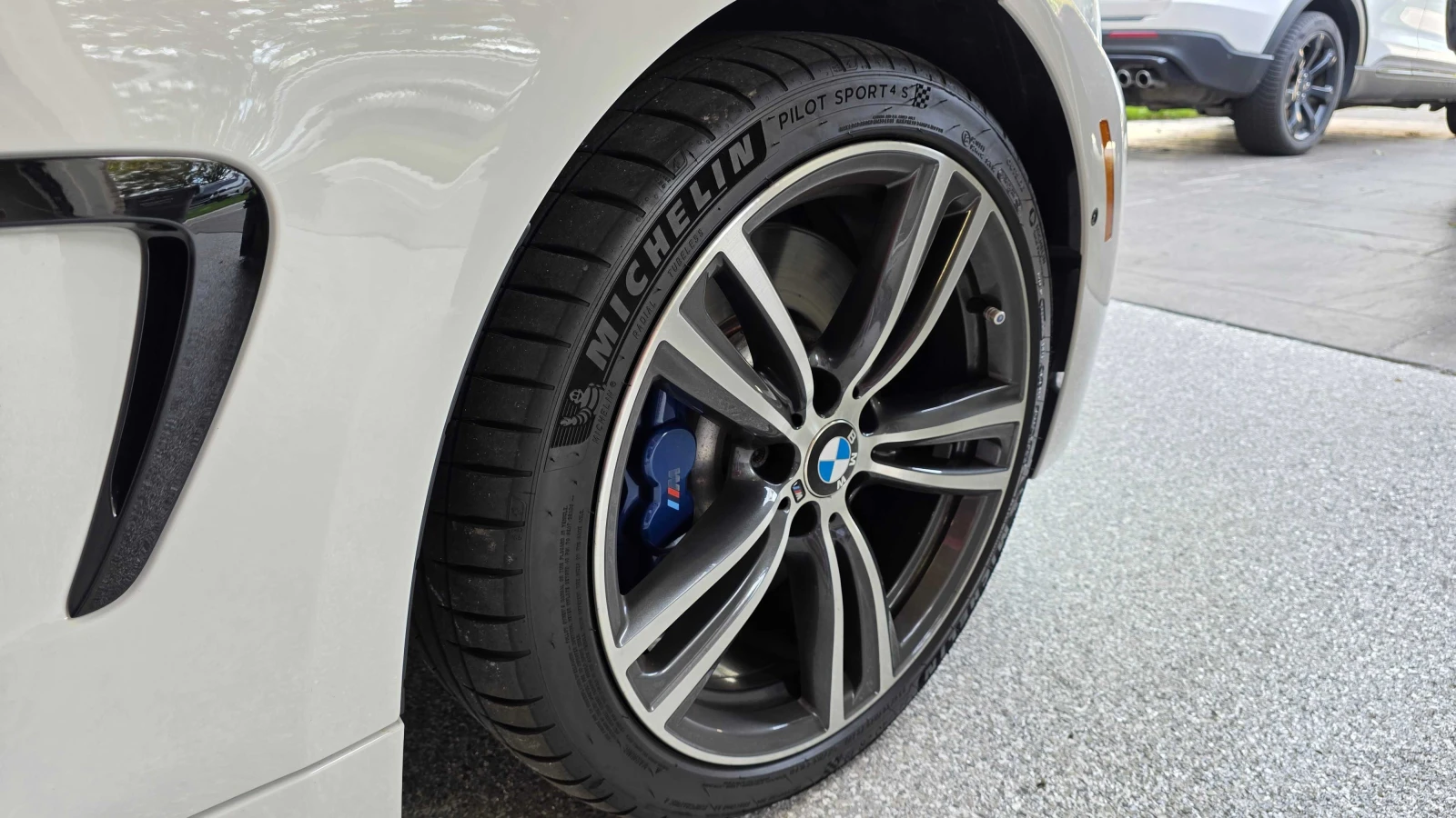 BMW 435 * M PERFORMANCE POWER KIT* HEAD UP* LANE ASSIST* , снимка 8 - Автомобили и джипове - 56106864