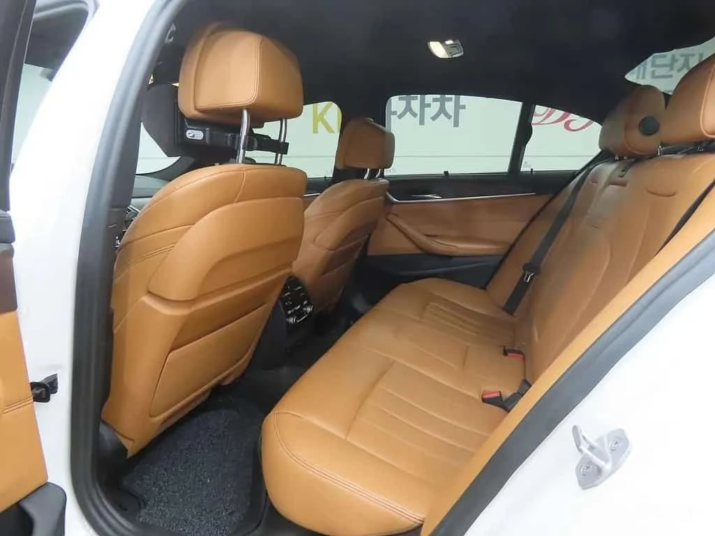 BMW 520 * 520d M Sport Package Plus * HUD * ��������� *  | Mobile.bg � ����������� 6