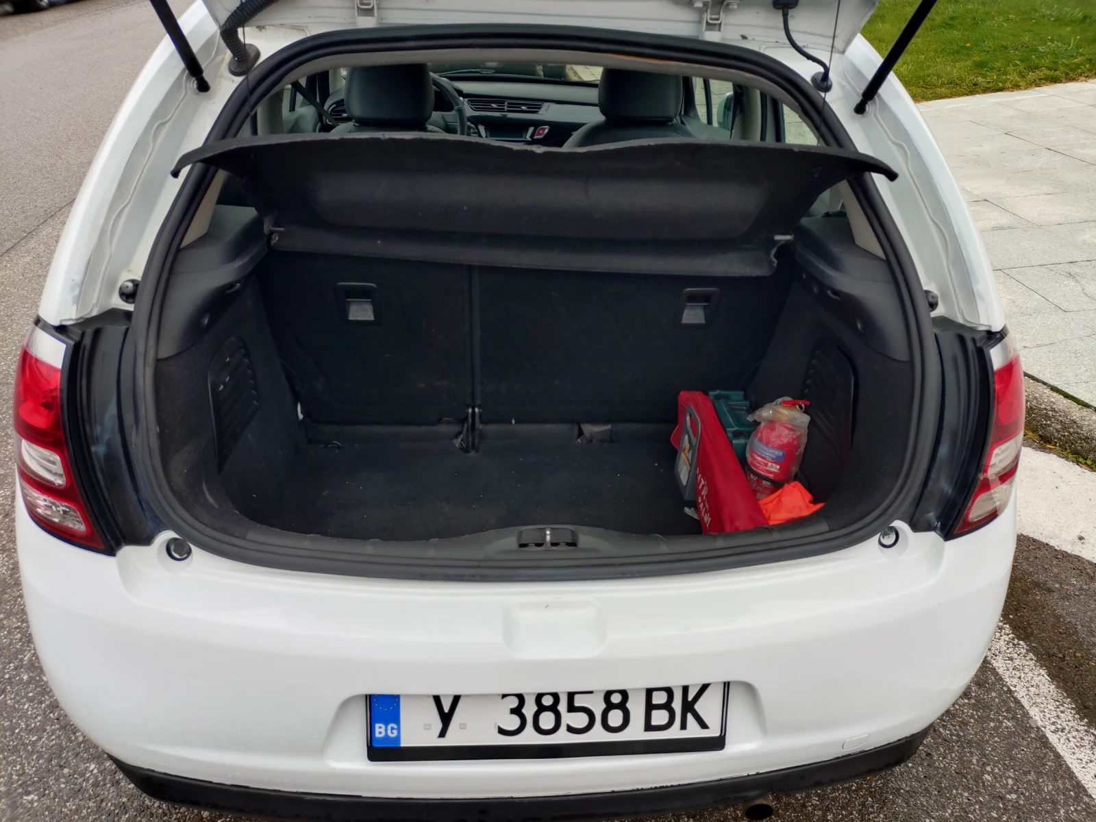 Citroen C3, снимка 9 - Автомобили и джипове - 56745303