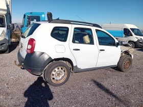 Обява за продажба на Dacia Duster Бензин 4х4 Бракуван 6 скорости  ~2 790 лв. - изображение 4 | Auto.bg Обява за продажба на Dacia Duster Бензин 4х4 Бракуван 6 скорости  ~2 790 лв. - изображение 4
