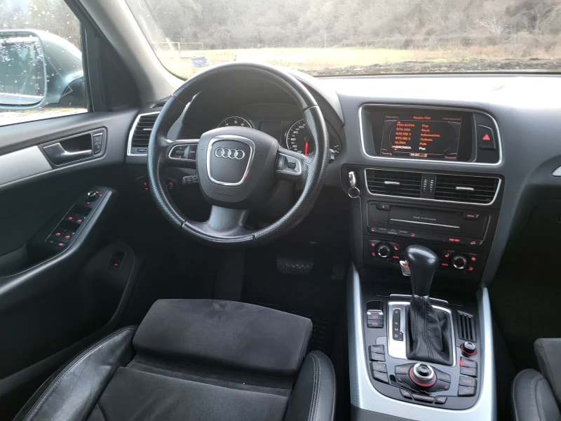 Audi Q5 2.0 Quattro, снимка 8 - Автомобили и джипове - 47503360