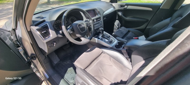 Audi Q5 2.0 Quattro, снимка 8 - Автомобили и джипове - 45716563