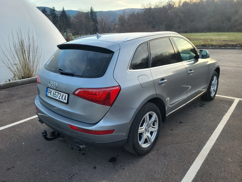 Audi Q5 2.0 Quattro, снимка 5 - Автомобили и джипове - 47503360