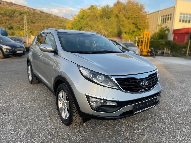 Kia Sportage 1.6GDI-135к.с-ACTIVE-LED-ПАРКТРОНИК, снимка 1 - Автомобили и джипове - 47349692